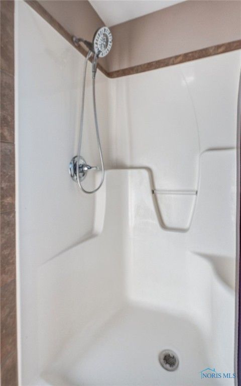 Tiny photo for 1800 Timber Ridge Drive, Bowling Green, OH 43402 (MLS # 6136573)