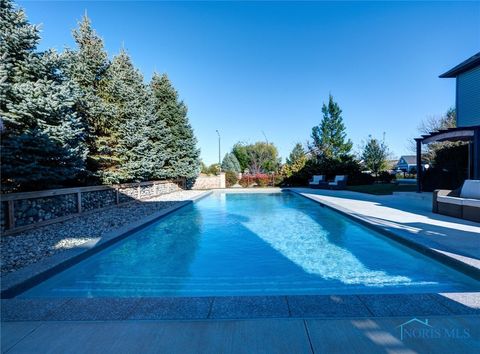 Tiny photo for 1800 Timber Ridge Drive, Bowling Green, OH 43402 (MLS # 6136573)