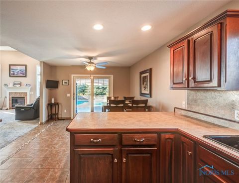 Tiny photo for 1800 Timber Ridge Drive, Bowling Green, OH 43402 (MLS # 6136573)