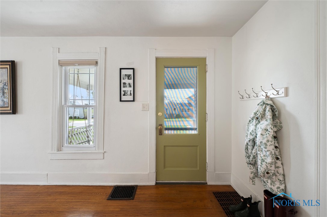 119 E Harrison Street, Maumee, Ohio image 4