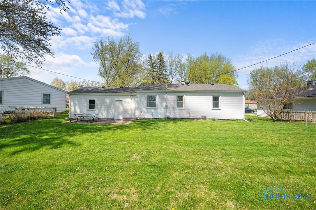 18 S Melody Lane, Waterville, Ohio image 25