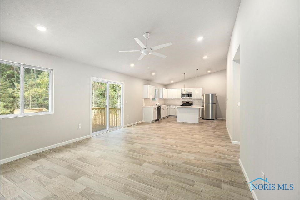 384 Douglas Drive, Liberty Center, Ohio image 3