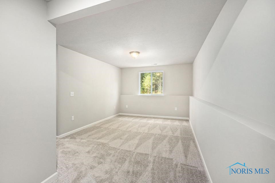 384 Douglas Drive, Liberty Center, Ohio image 18