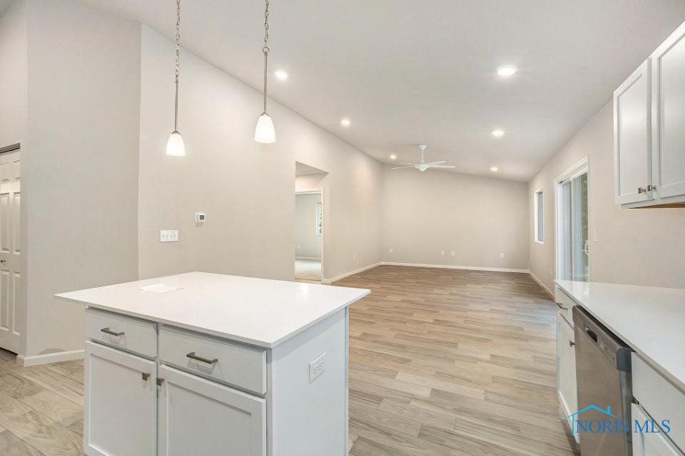 384 Douglas Drive, Liberty Center, Ohio image 7