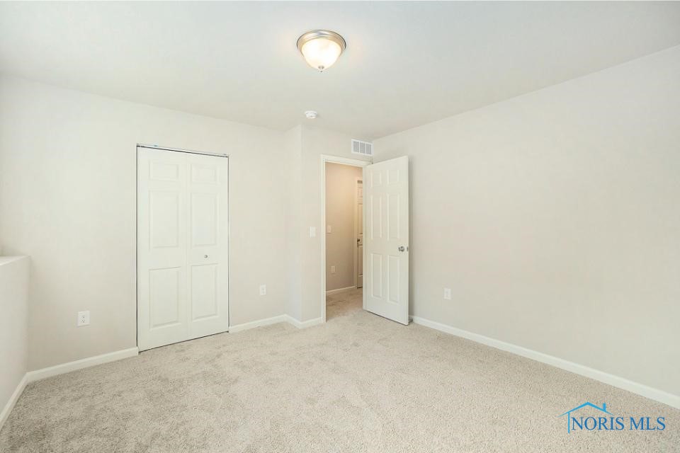 384 Douglas Drive, Liberty Center, Ohio image 19