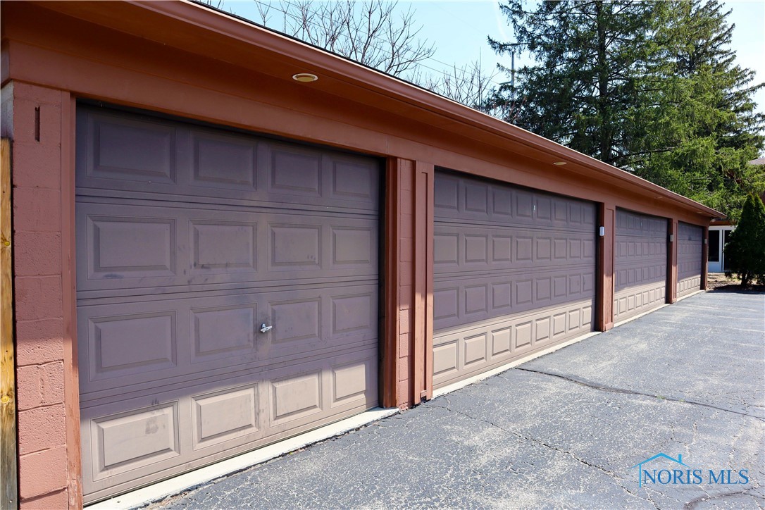 4061 Sherwood Forest Manor Road #B6, Toledo, Ohio image 31