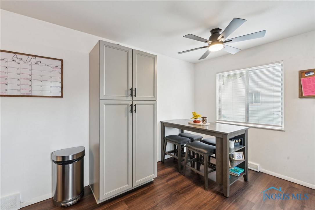 5638 Northview Drive, Sylvania, Ohio image 12