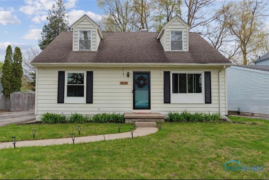 5638 Northview Drive, Sylvania, Ohio image 1