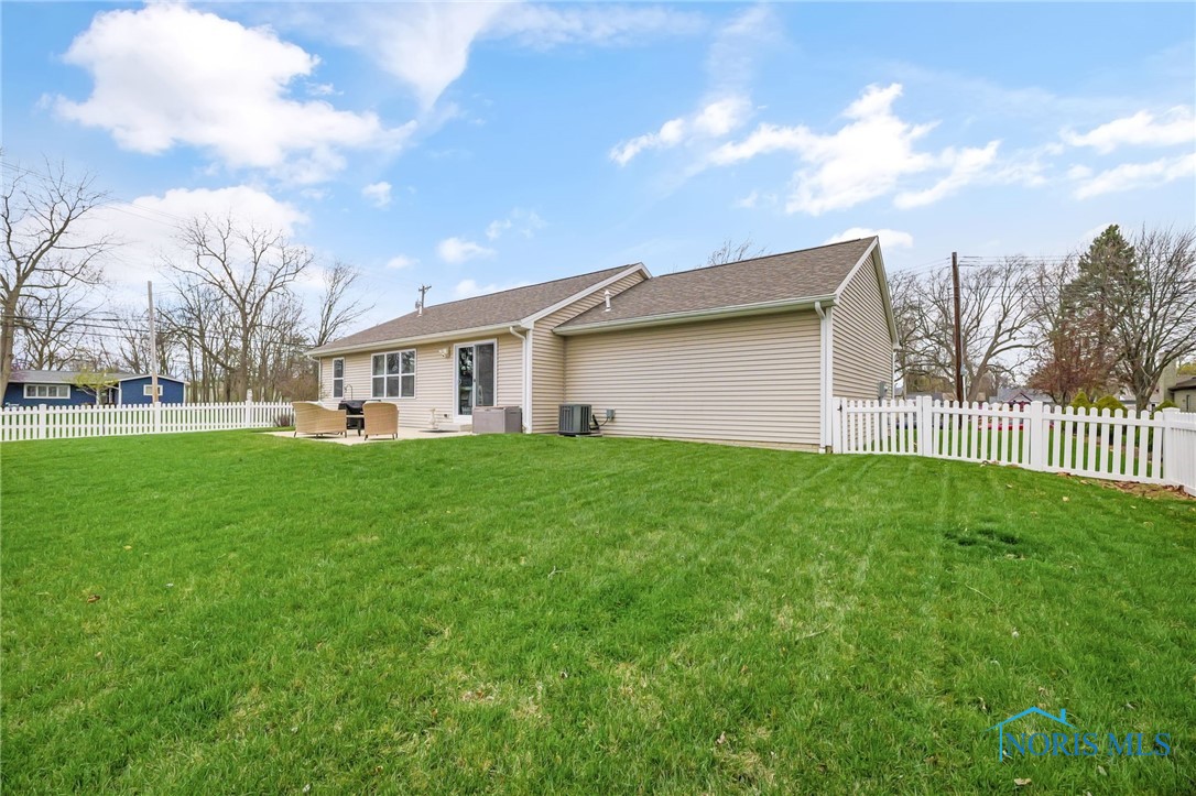 10473 Bridgewood Street, Perrysburg, Ohio image 32