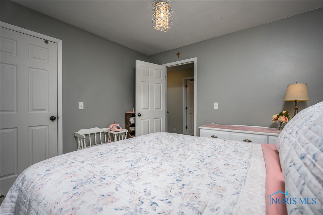 2401 Westmoor Road, Findlay, Ohio image 25