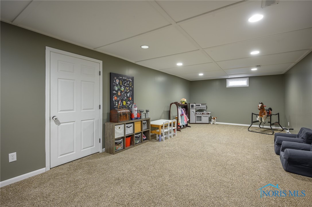 2401 Westmoor Road, Findlay, Ohio image 36