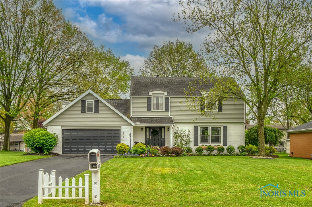 2401 Westmoor Road, Findlay, Ohio image 1