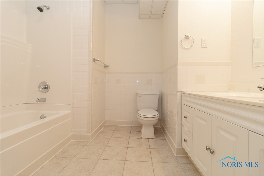 2436 Tiffany Village Boulevard, Sylvania, Ohio image 45