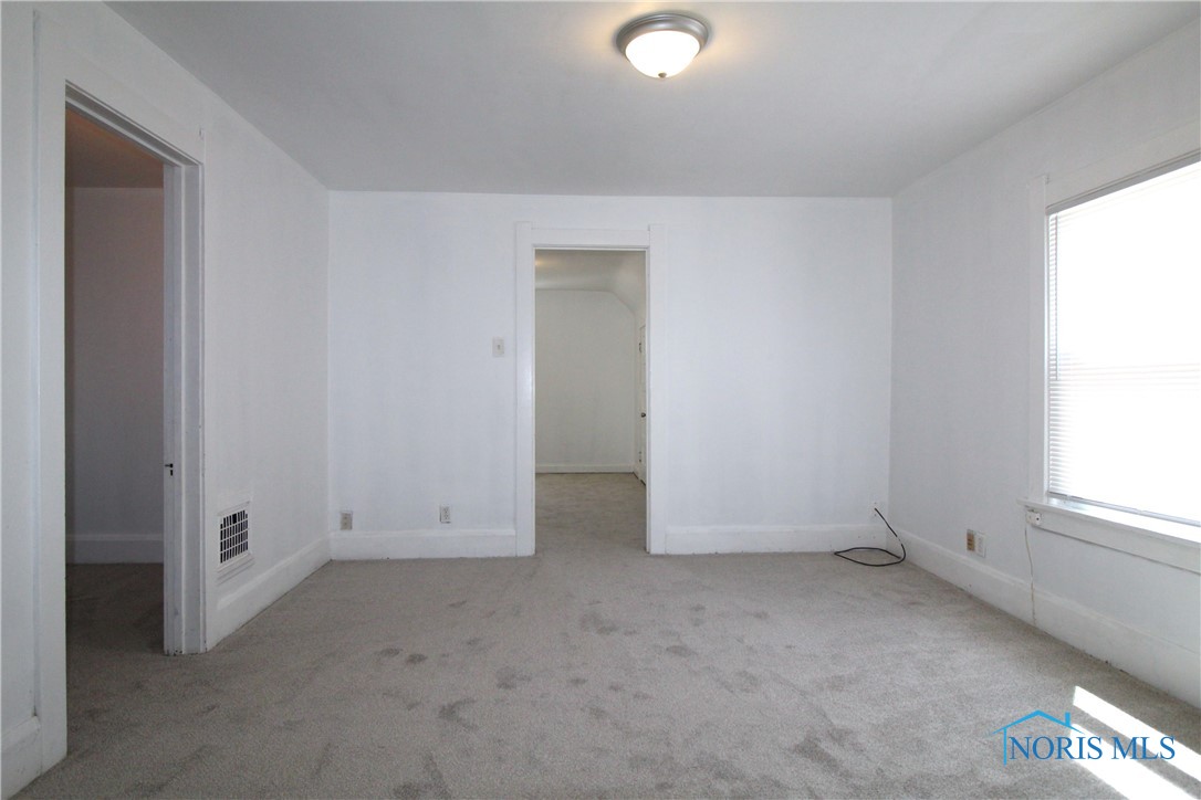 304 Dexter Street, Toledo, Ohio image 22