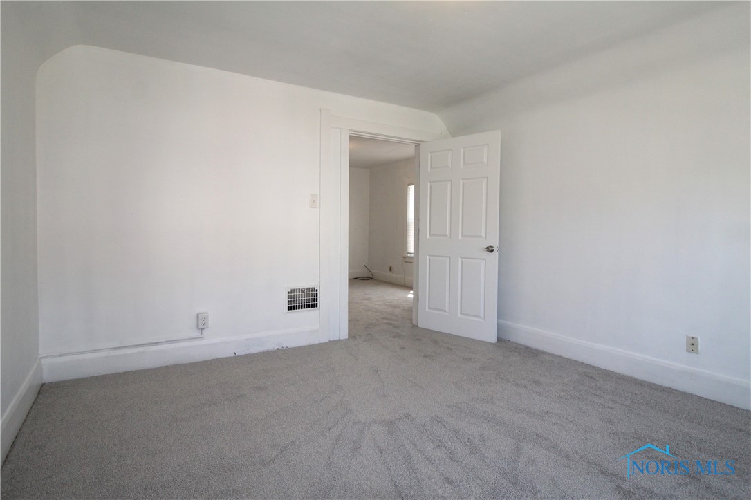 304 Dexter Street, Toledo, Ohio image 25