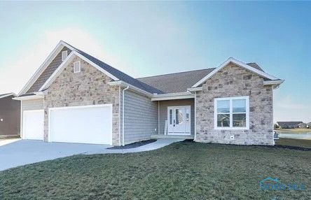 10680 Elk Drive, Findlay, Ohio image 2
