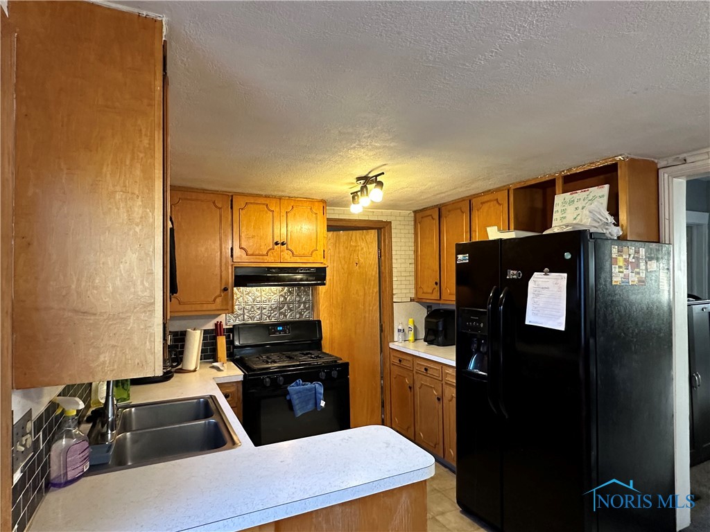 624 S Beech Street, Bryan, Ohio image 2
