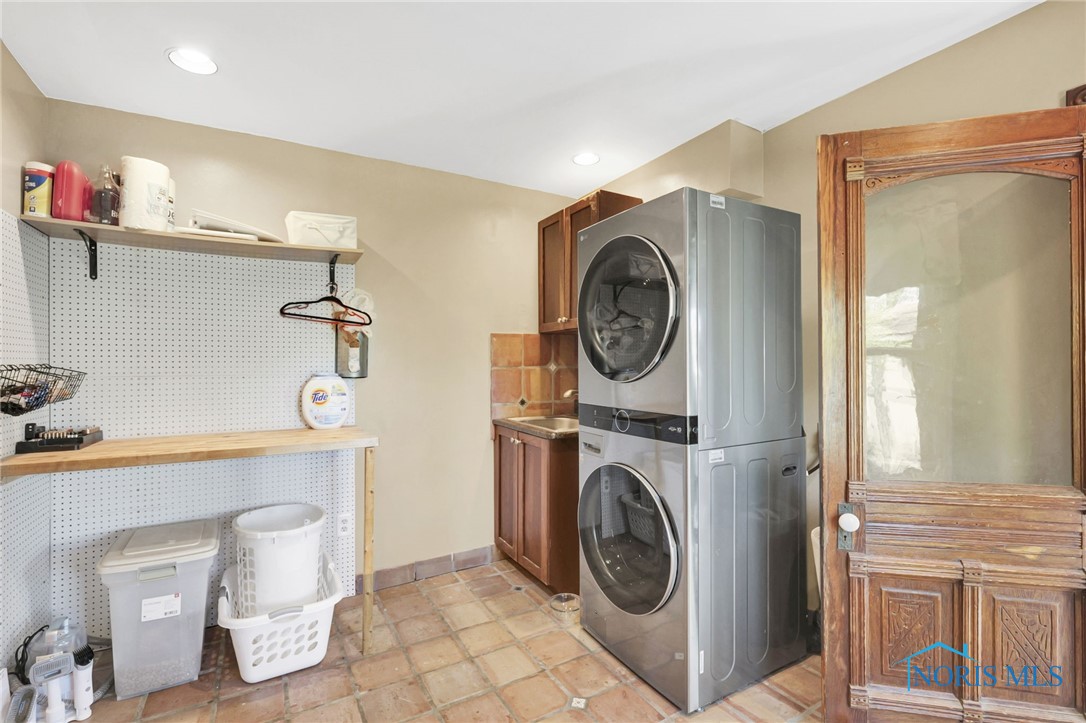 2503 Manchester Boulevard, Toledo, Ohio image 36