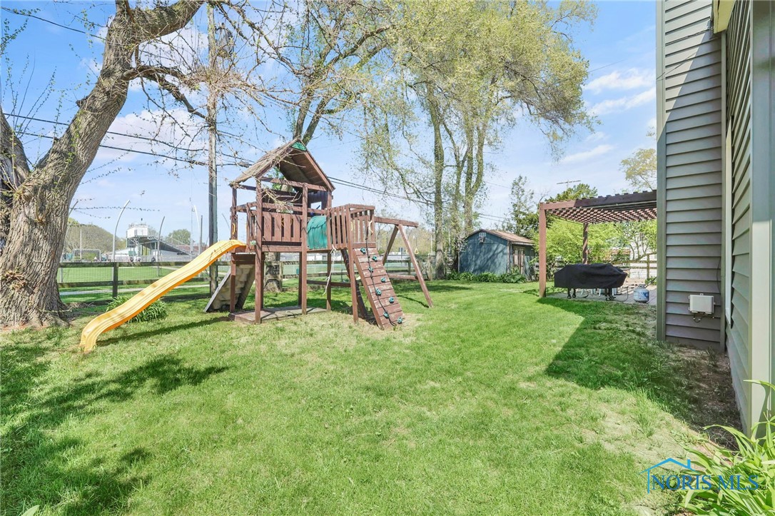 2503 Manchester Boulevard, Toledo, Ohio image 39