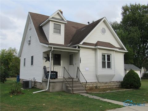 Photo of 216 N Allen Street, Bryan, OH 43506 (MLS # 6136186)