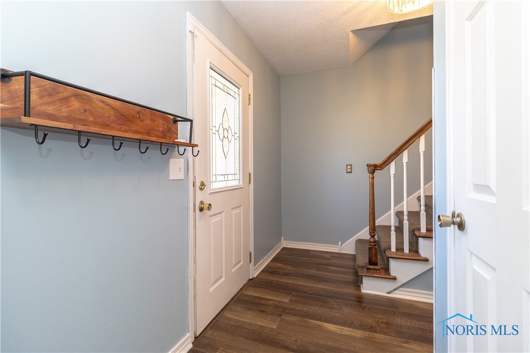 5915 Therfield Drive, Sylvania, Ohio image 18