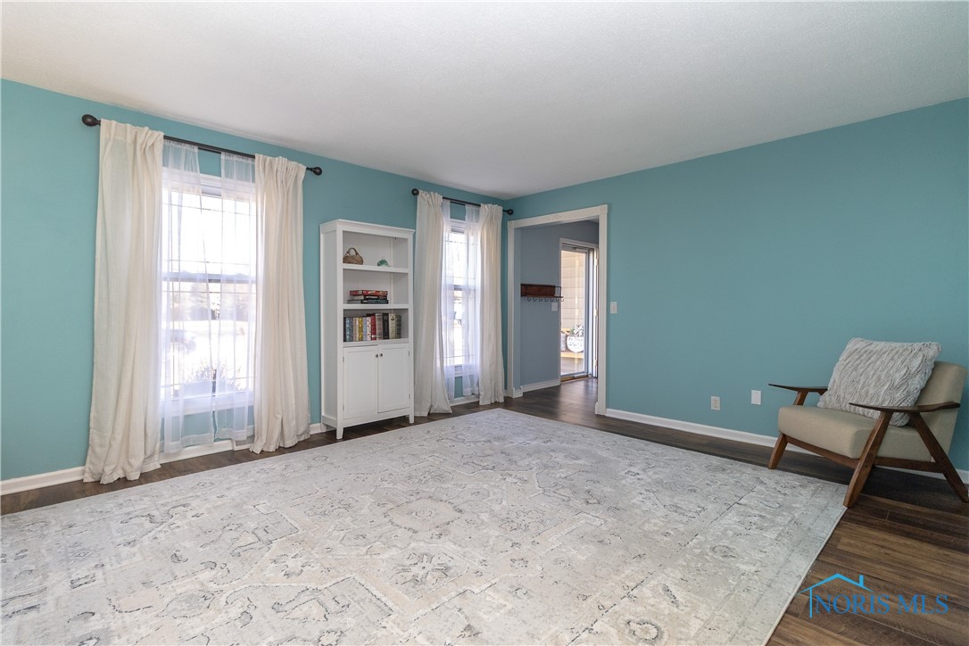 5915 Therfield Drive, Sylvania, Ohio image 3