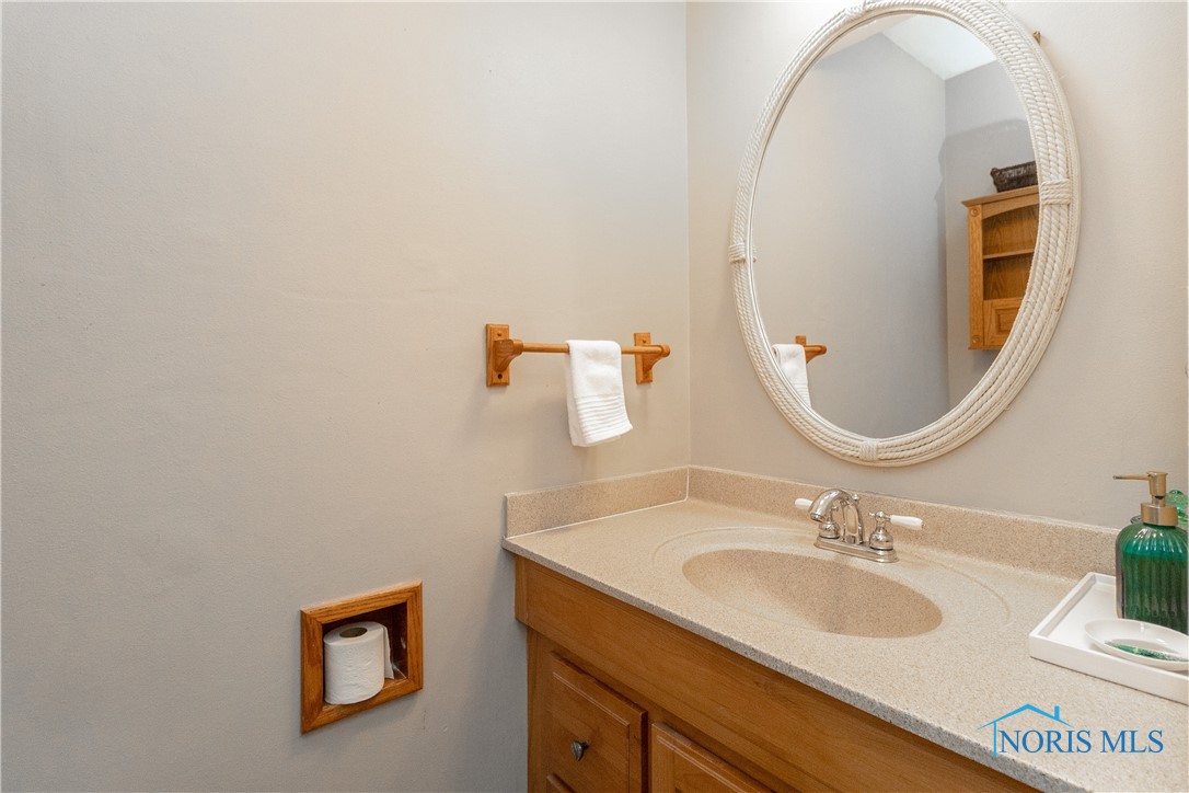 5915 Therfield Drive, Sylvania, Ohio image 17