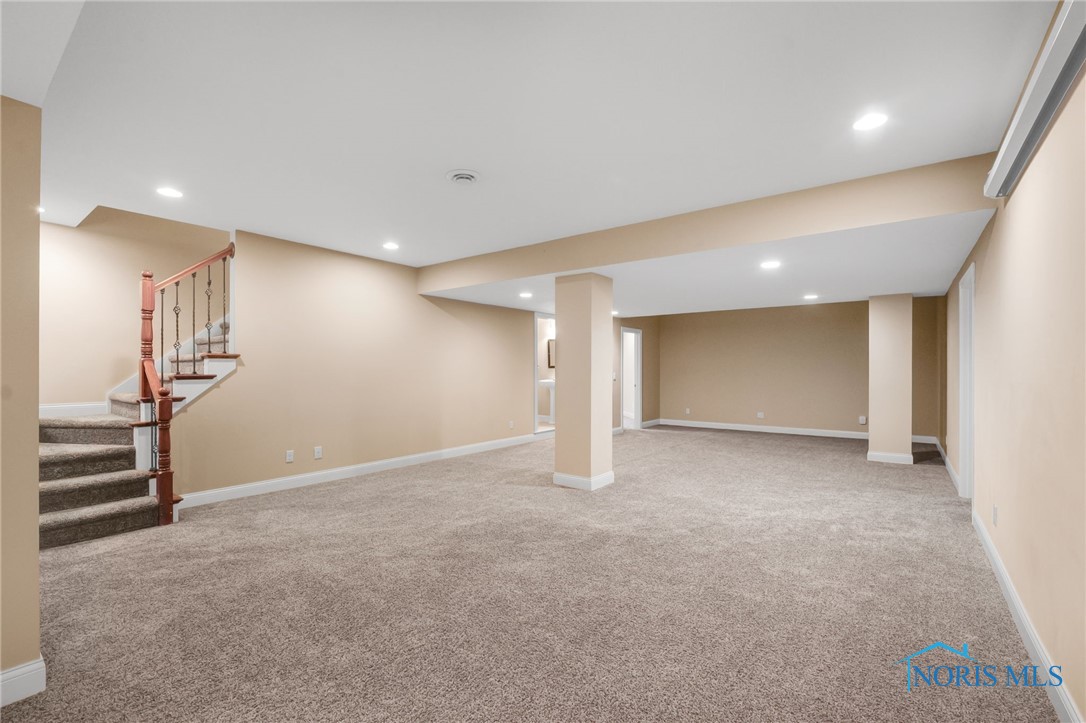 665 Meadowview Drive, Findlay, Ohio image 30