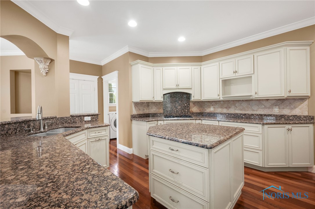665 Meadowview Drive, Findlay, Ohio image 12