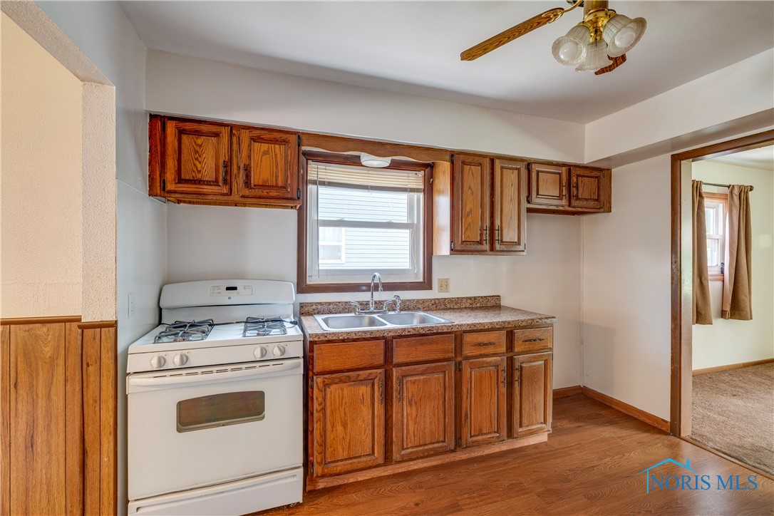 6021 322nd Street, Toledo, Ohio image 8