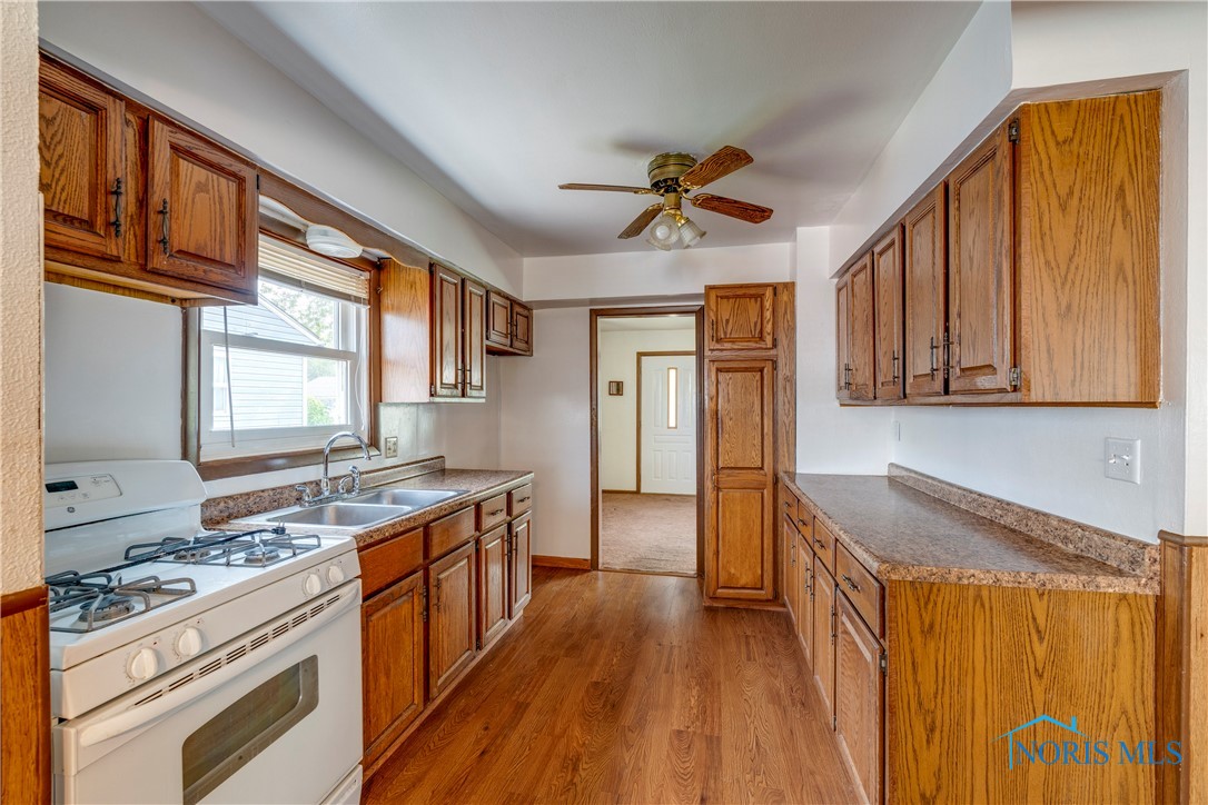 6021 322nd Street, Toledo, Ohio image 7