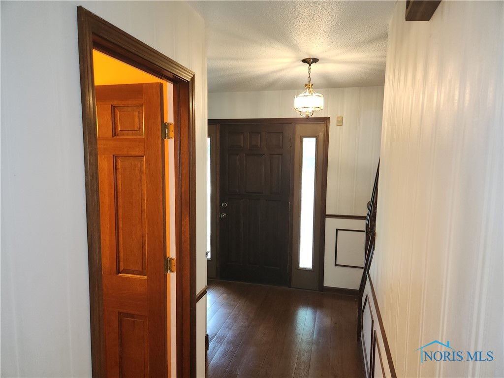 725 Ashbury Drive, Perrysburg, Ohio image 4