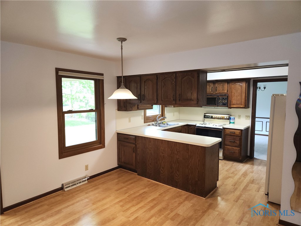 725 Ashbury Drive, Perrysburg, Ohio image 10