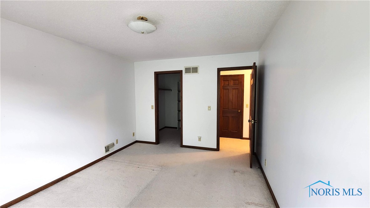 725 Ashbury Drive, Perrysburg, Ohio image 32