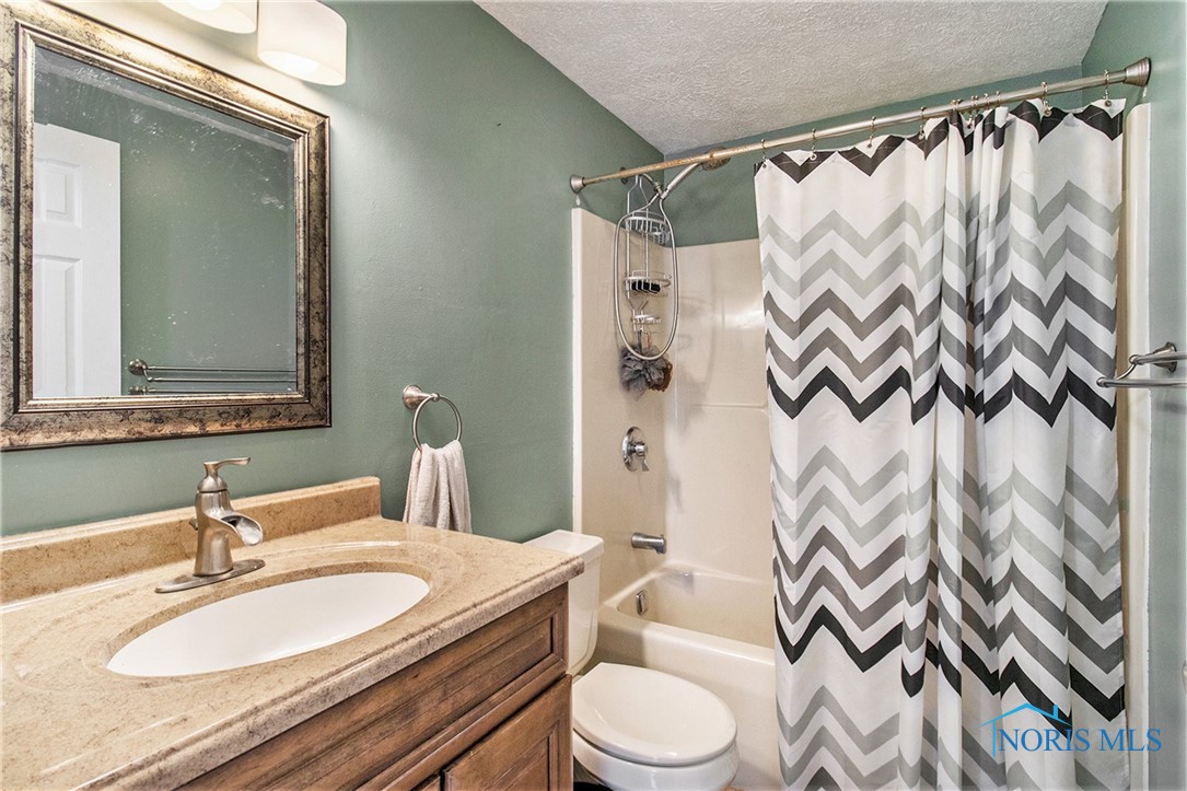 29058 White Road, Perrysburg, Ohio image 17