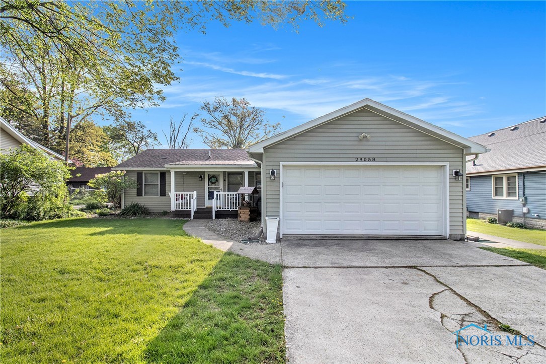 29058 White Road, Perrysburg, Ohio image 2