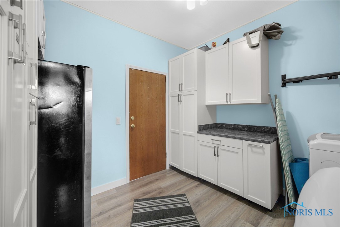 1228 Eastland Drive, Oregon, Ohio image 32