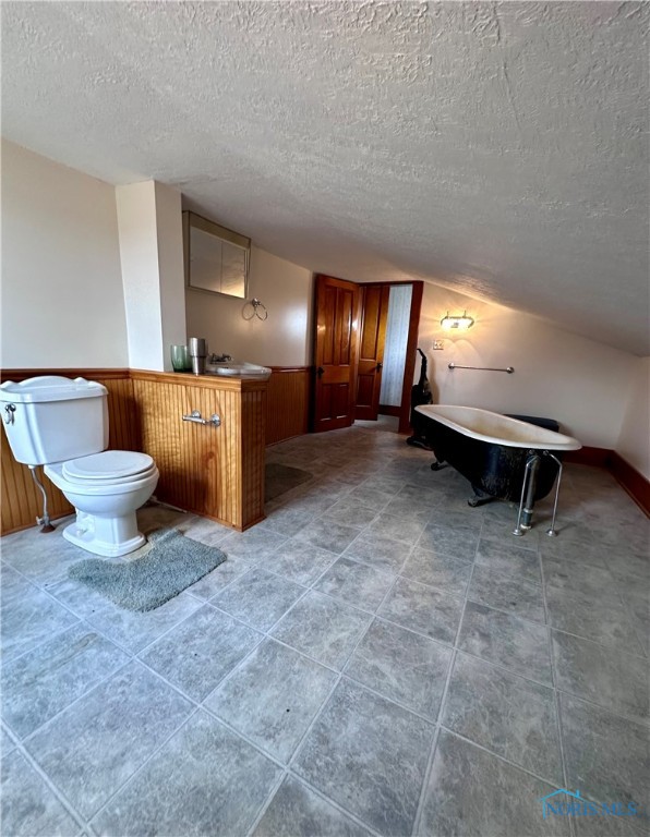 1092 Lemert Road, Sycamore, Ohio image 17