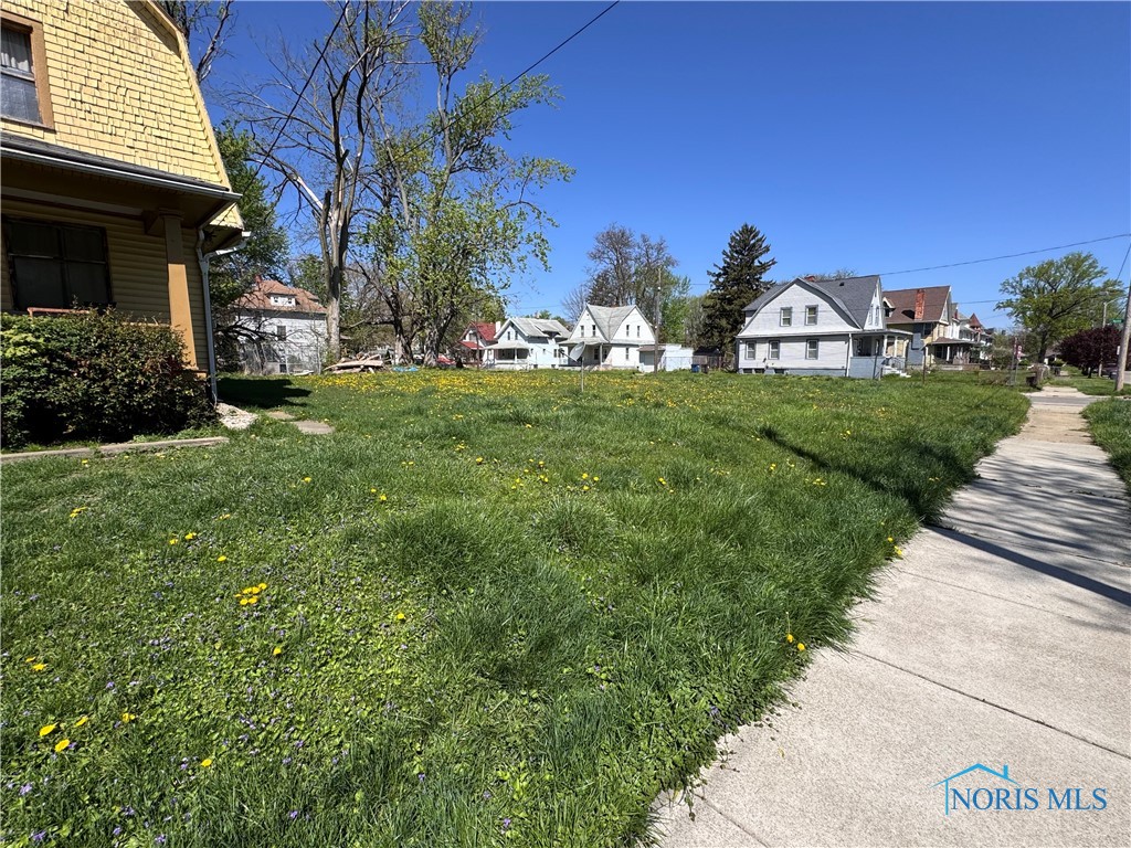 2435 Warren Street, Toledo, Ohio image 3