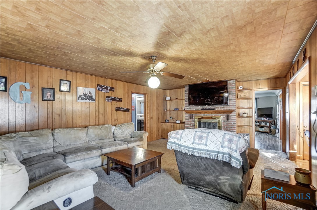 11598 W Township Road 114 CountyRoad