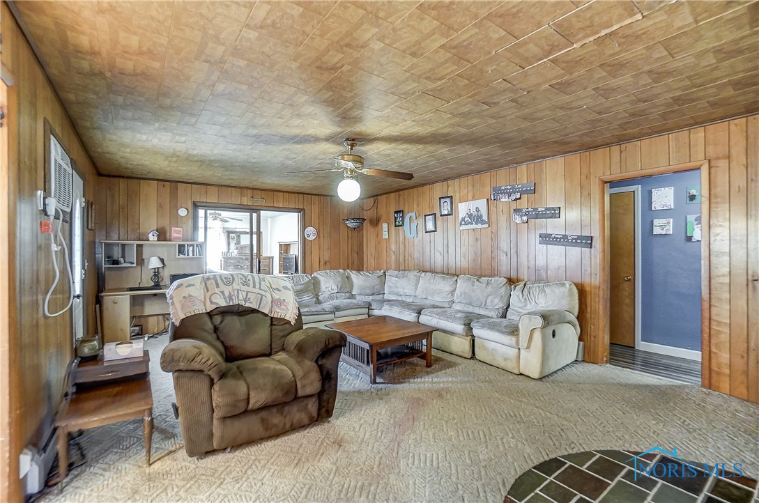 11598 W Township Road 114 CountyRoad