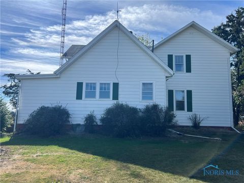 Tiny photo for 23 County Road S, Defiance, OH 43512 (MLS # 6136758)