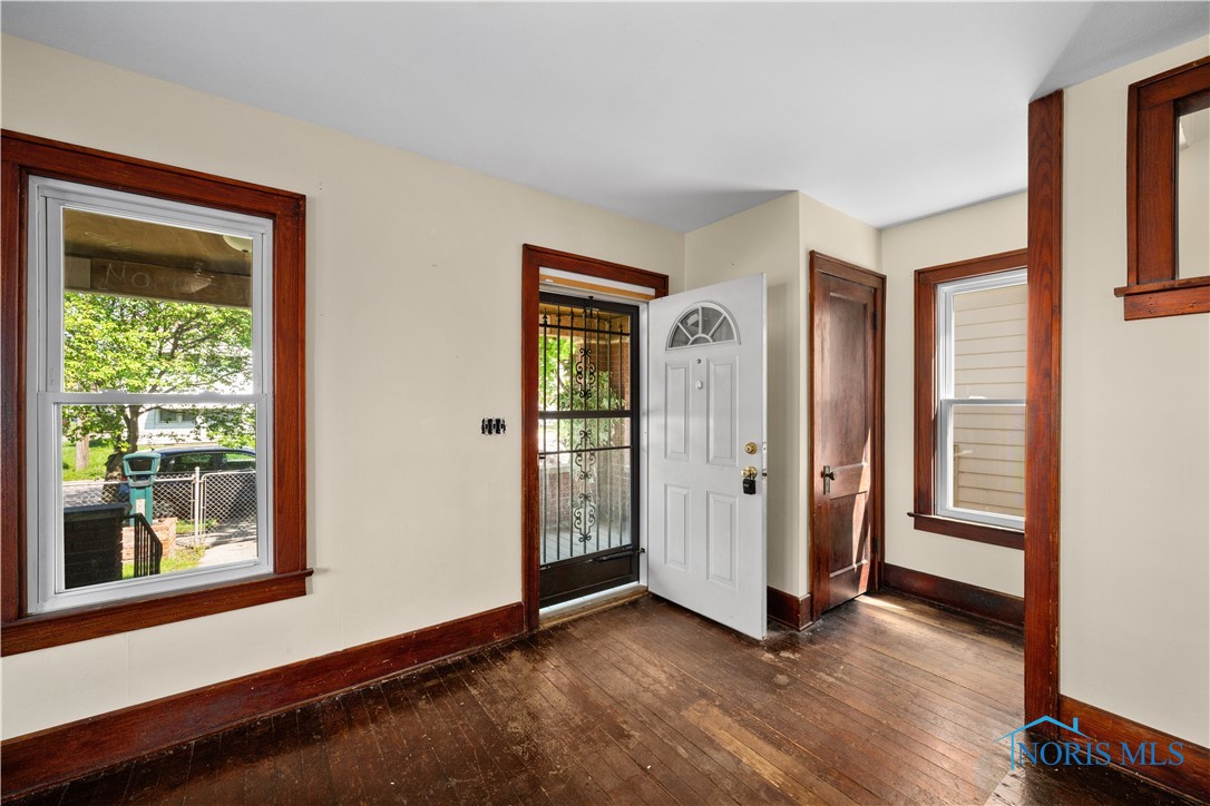 532 Dover Place, Toledo, Ohio image 3