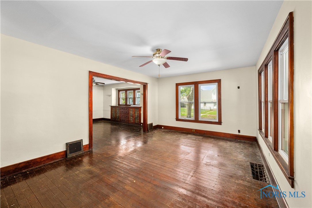 532 Dover Place, Toledo, Ohio image 4