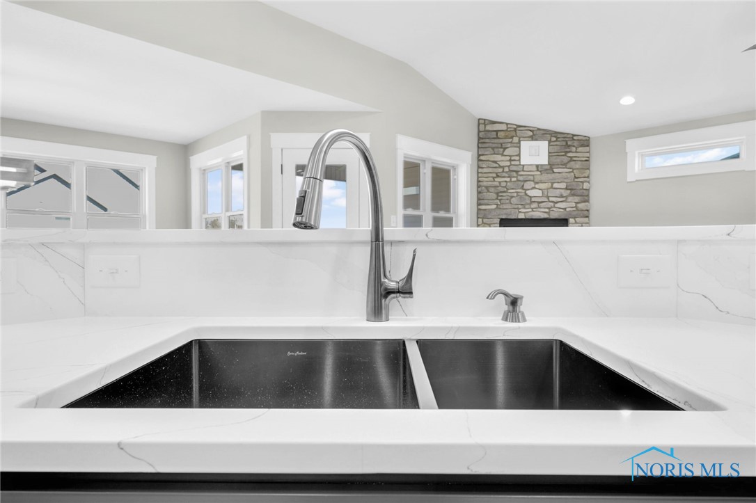 11170 Whitetail Way, Whitehouse, Ohio image 11