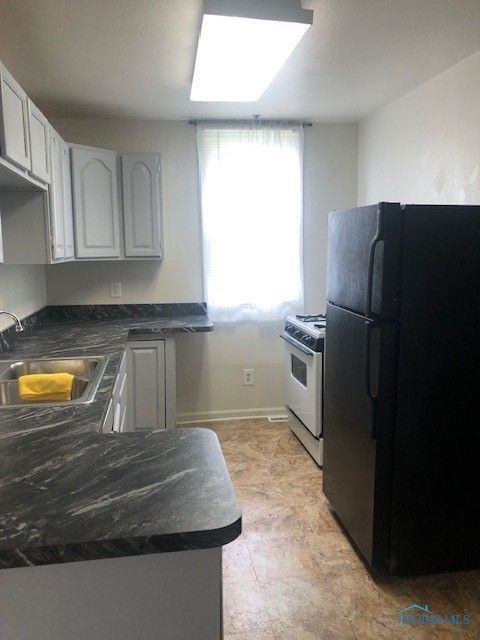 Tiny photo for 1320 Mott Avenue, Toledo, OH 43605 (MLS # 6136715)