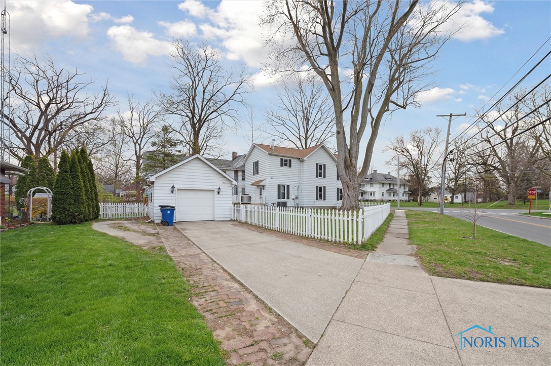 718 W Wooster Street, Bowling Green, Ohio image 49