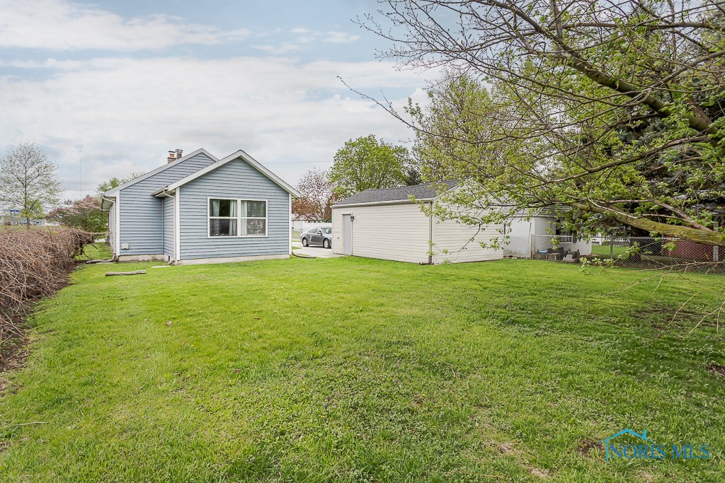 179 N Fargo Street, Oregon, Ohio image 5