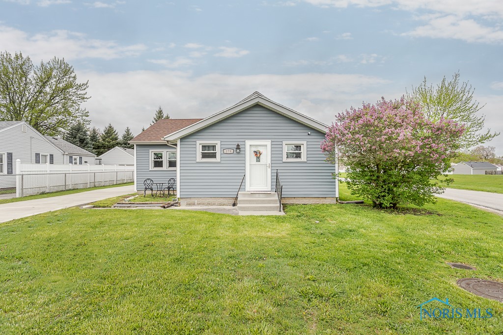 179 N Fargo Street, Oregon, Ohio image 1