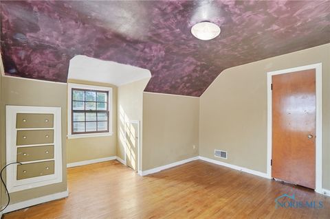 Tiny photo for 2940 Powhattan Parkway, Toledo, OH 43606 (MLS # 6135835)